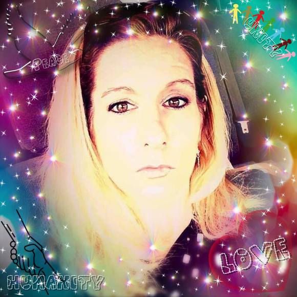 Meet your Posher, Heather - Picture 1 of 1